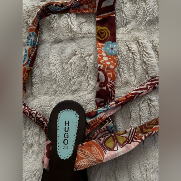 HUGO BOSS WRAP UP SANDALS. - Picture 7 of 8